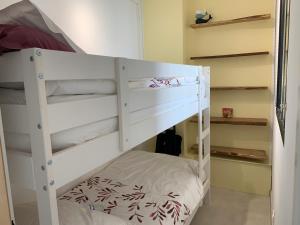 VUE SUR LES ILES DOR