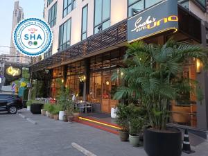 Sacha's Hotel Uno - 3-star hotels in Bangkok