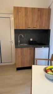 Gennadi Beach Apartments