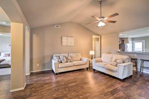 Family-Friendly Home about 16 Mi to Fayetteville