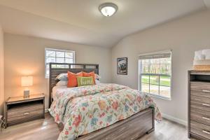 Bright Columbia Home: 47 Mi to Dtwn Nashville