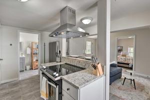Bright Columbia Home: 47 Mi to Dtwn Nashville