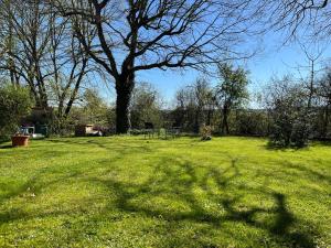 B&B / Chambres d'hotes MIRABELLE : Appartement - Vue sur Jardin