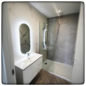 Appartements Le Vallaya Suites & Spa : Appartement - Vue sur Mer