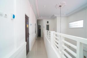 RedDoorz Syariah near Jalan A Yani KM 8 Citraland