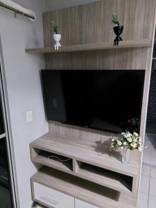 Apartamento a 8 Km do aeroporto e a 13 Km da praia da PontaNegra, próximo aos restaurantes fluantes