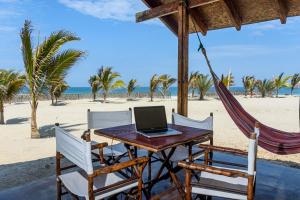 Wallac Bungalows Canoas de Punta Sal