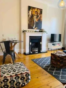 Luxury Fulham Flat with 5* touches nr River Thames - Fulham