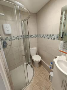 1 Bed Cottage - Sleeps 2 - Parking - WIfi