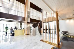 Lovina 16-AE at One Residence(near Ferry Terminal)