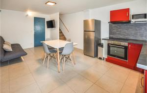 Appartements Beautiful apartment in Saint-Martin-sur lavez with Internet and 2 Bedrooms : photos des chambres