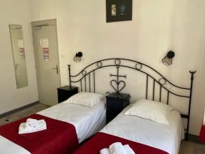 Hotels Hostellerie De La Source : photos des chambres