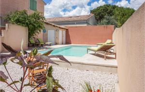 Gorgeous Home In Creissan With Wifi