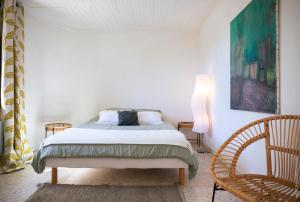 Maison dans les Arbres, SPA, Tennis, Parking