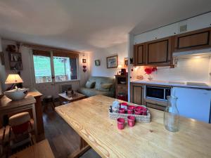 PARNASSE 1-413 - Appartement centre village, pied des pistes - Wifi -Garage