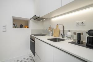 WHome Chic 1-bed w Patio perfect to explore Lisbon