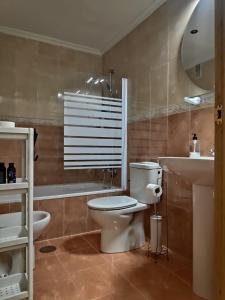 Apartamento céntrico con wifi y parking de coche tamaño medio