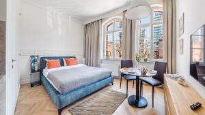 Grey Apartments - Waterlane Vintage