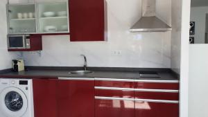 Chalet con piscina comunitaria y vistas al castillo en Peñiscola-3 terrazas-WIFI-parking