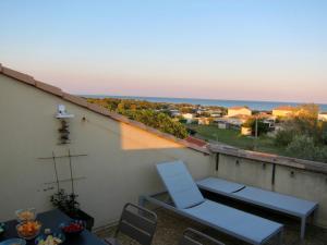 Appartements Duplex terrasse vue mer acces plage et piscine... : photos des chambres