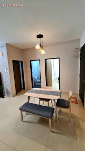 J&J Vacation Home@Novo8 Residence