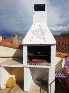 Maisons de vacances Entre Mer et Montagne Maison de village AVEC VUE SUR LE CANIGOU a 5 minutes a pied du Lac, situee dans le joli village de Vinca, Village aux 3 lacs, SOLEIL et Campagne : photos des chambres