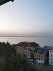 29 Baring Road, Cowes PO31 8DF, Isle of Wight, England.
