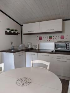 Campings Le Domaine des Pins : photos des chambres