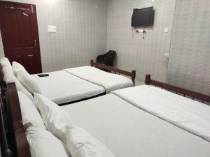 Sree Shanmuga lodge