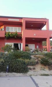 Studio apartments 100m away from the beach, Vila Štedul, Barbat 422A, Rab