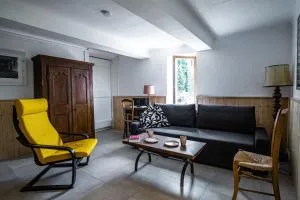 Maison en campagne avec vues panoramiques - La Bastidonne