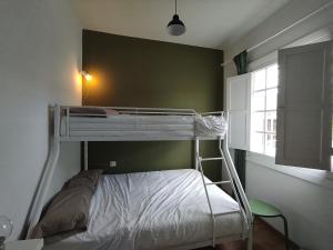 Casco antiguo con patio y a 5 min de la playa