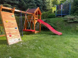 Wakacyjny Hartowiec - dom nad brzegiem jeziora