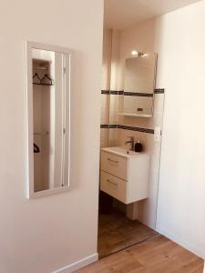 Appartements • CosyHouse By Janna • Terrasse - Wifi : photos des chambres