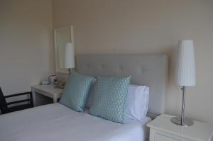 The Cliff House Hotel