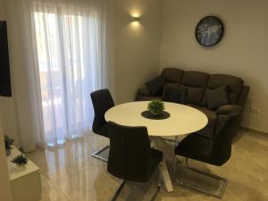 Apartment Lara Privlaka