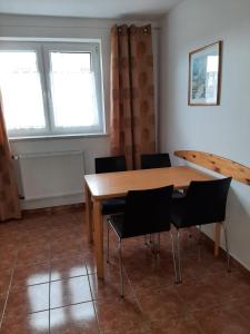Dom Posejdon : apartament 5-cio osobowy, 450m od morza