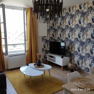 LES MOUETTES DU PORT