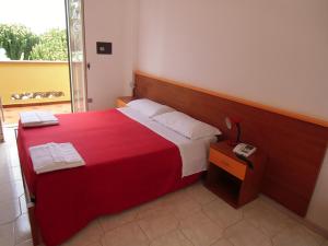 3 star hotell Villaggio Hotel Club Calanovellamare Piraino Itaalia