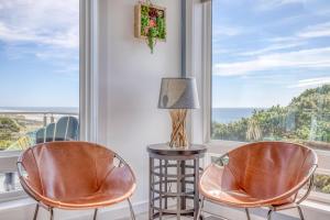 Breakwater Beach House