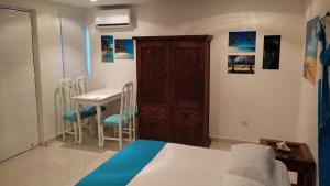 Cancun Caribbean Turquoise with access to the Beach