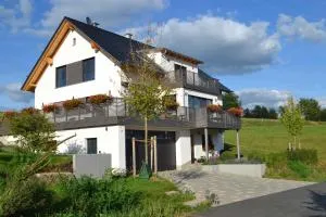 Zirbenholzwohnung Lochau - Truppach
