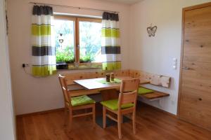 Zirbenholzwohnung Lochau