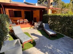 Accogliente casetta a Calaverde, Pula. - Pula