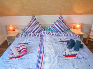 Holiday Home Tossens-3 by Interhome