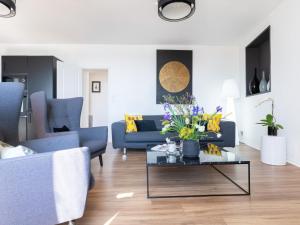 Apartment Raffinement- confort et vue Mer by Interhome