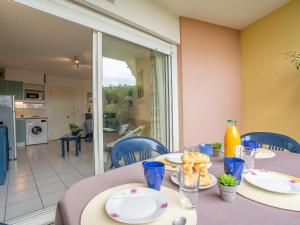 Apartment Les Goelettes-6 by Interhome