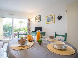 Apartment Les Goelettes-8 by Interhome
