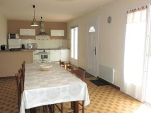 Maisons de vacances Holiday Home Le Maupas - TSM506 by Interhome : photos des chambres