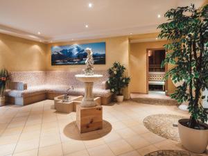 Apartment Ladis-5 by Interhome